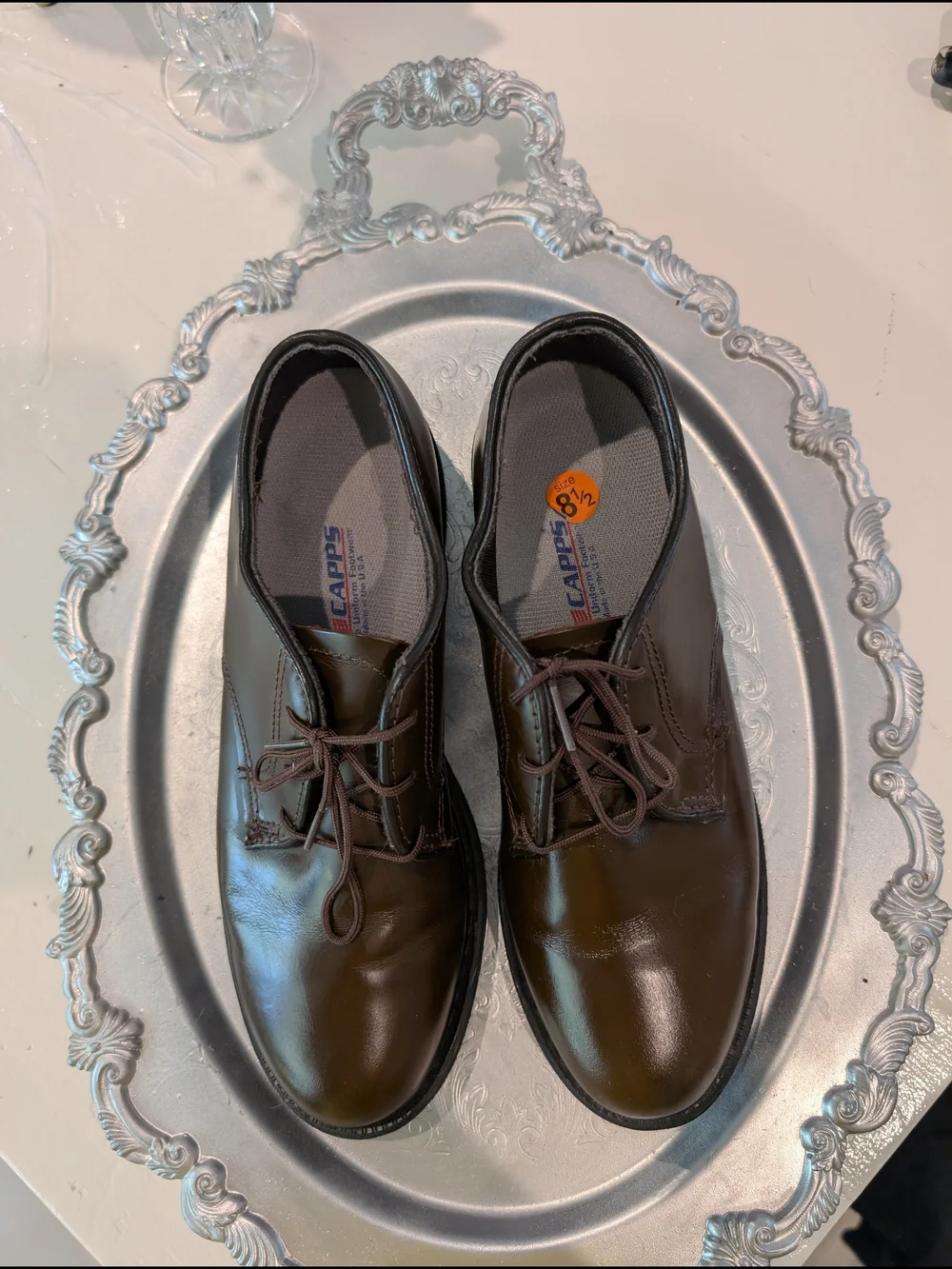 Capps Men's Brown Lace-Up Derby Shoes with Polished Leather Finish Size 8.5
